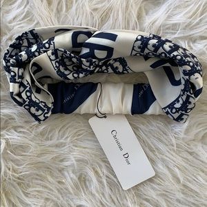 Christian Dior headband